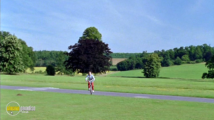 A still #21 from Beauty (2004)