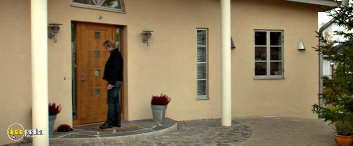 A still #24 from Exit (2006)