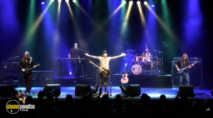 A still #23 from Flying Colors: Live in Europe (2012)