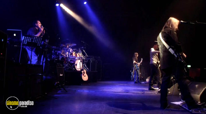 A still #21 from Flying Colors: Live in Europe (2012)