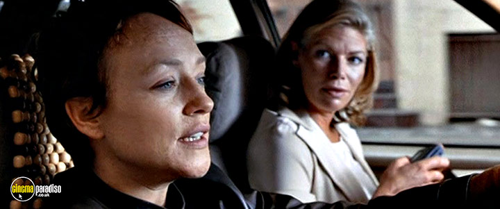 A still #20 from The Monkey's Mask (2000)