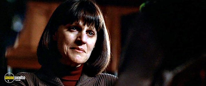 A still #17 from The Monkey's Mask (2000)