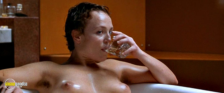A still #11 from The Monkey's Mask (2000)