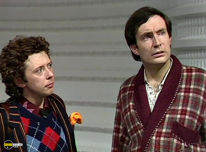 A still #16 from The Hitchhiker's Guide to the Galaxy: Series (1981)