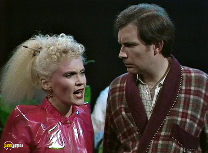 A still #14 from The Hitchhiker's Guide to the Galaxy: Series (1981)