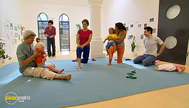 A still #9 from Baby Yoga for Toddlers (2004)