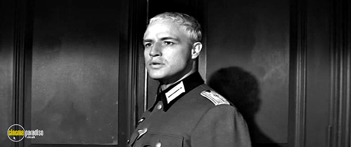A still #23 from Young Lions (1958)