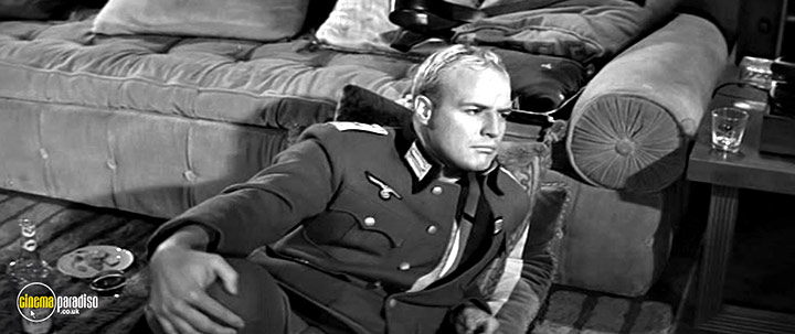 A still #20 from Young Lions (1958)