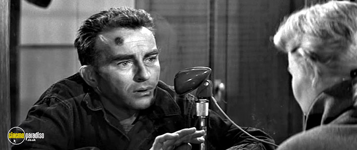 A still #12 from Young Lions (1958)