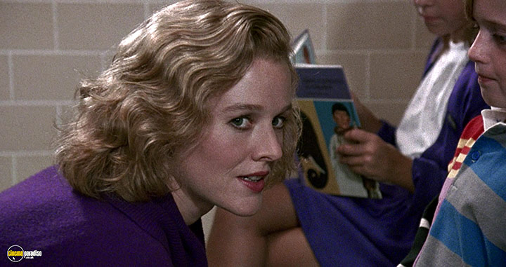 A still #33 from Kindergarten Cop (1990)