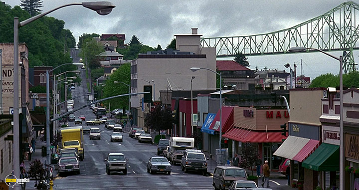 A still #5 from Kindergarten Cop (1990)