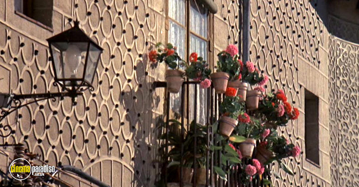 A still #18 from Love and Pain and the Whole Damn Thing (1973)