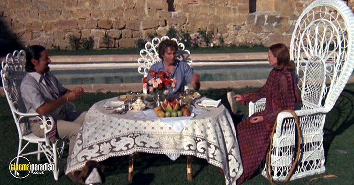 A still #7 from Love and Pain and the Whole Damn Thing (1973)