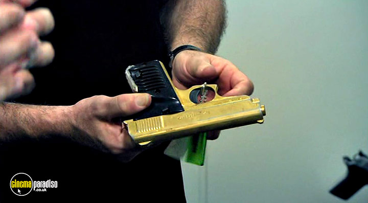 A still #40 from Ross Kemp on Gangs: Los Angeles/Bulgaria/Belize/Kenya (2008)