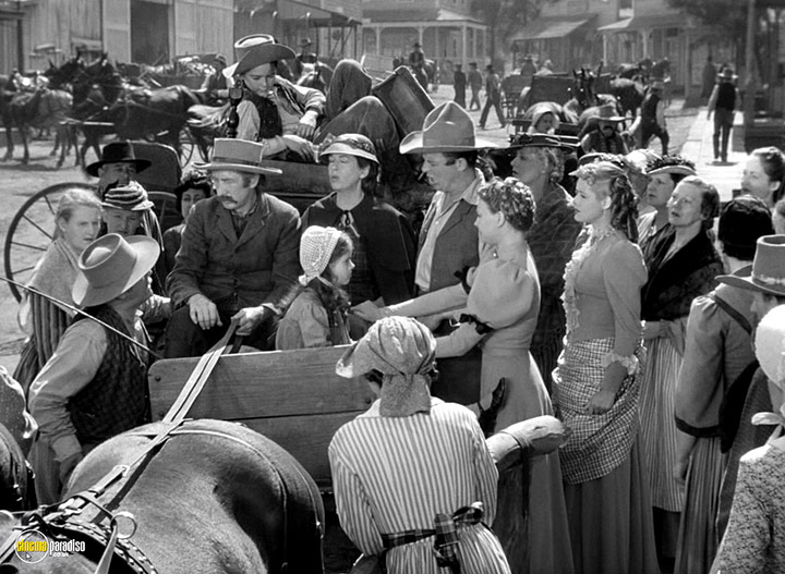 A still #20 from Destry Rides Again (1939)