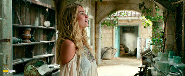 A still #83 from Mamma Mia! Here We Go Again (2018)