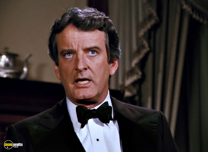 A still #40 from Police Squad!: Series (1982)