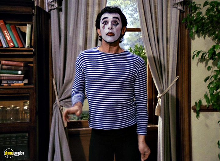 A still #43 from Police Squad!: Series (1982)