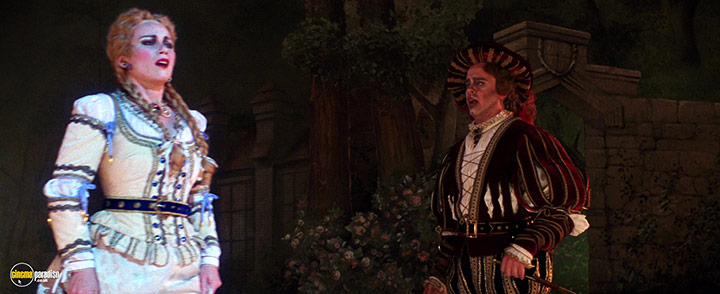 A still #69 from The Age of Innocence (1993)