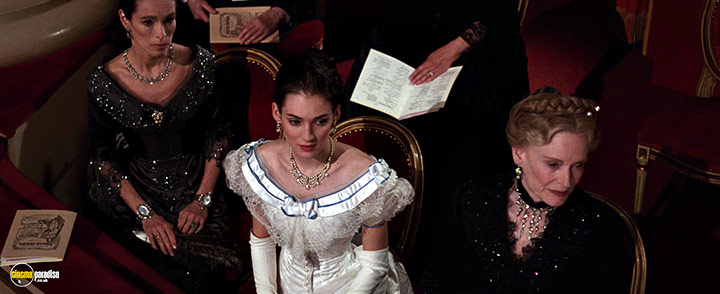 A still #74 from The Age of Innocence (1993)