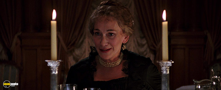 A still #82 from The Age of Innocence (1993)