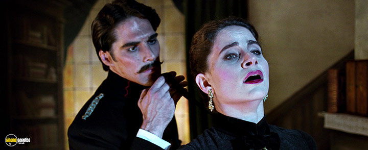 A still #86 from The Age of Innocence (1993)