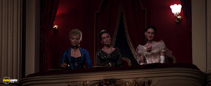 A still #89 from The Age of Innocence (1993)