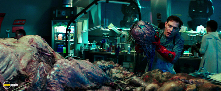 A still #50 from Pacific Rim: Uprising (2018)