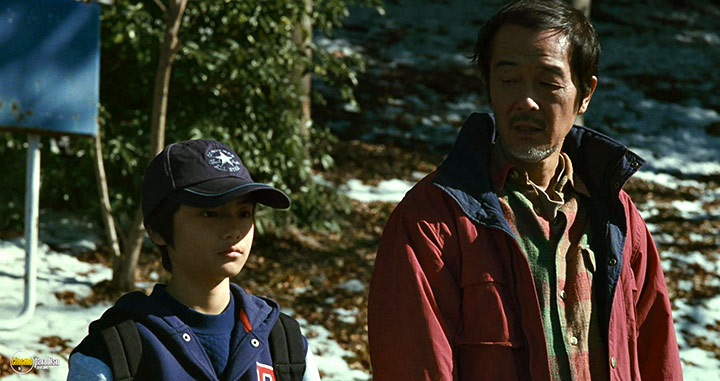 A still #33 from Shoplifters (2018)