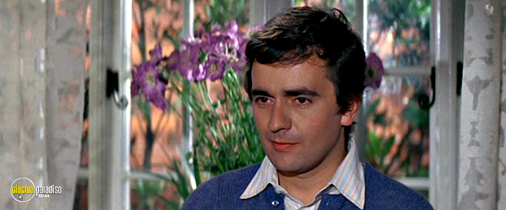 A still #7 from Bedazzled (1967)