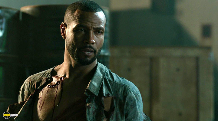 A still #19 from Shadowhunters: Series 1 (2016)