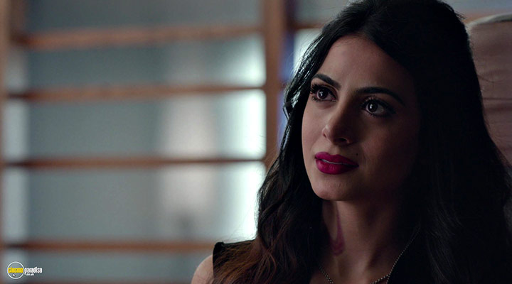 A still #10 from Shadowhunters: Series 1 (2016)