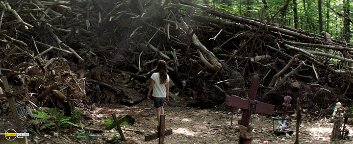 A still #114 from Pet Sematary (2019)