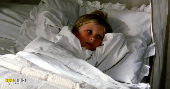 A still #6 from Biddy (1985)