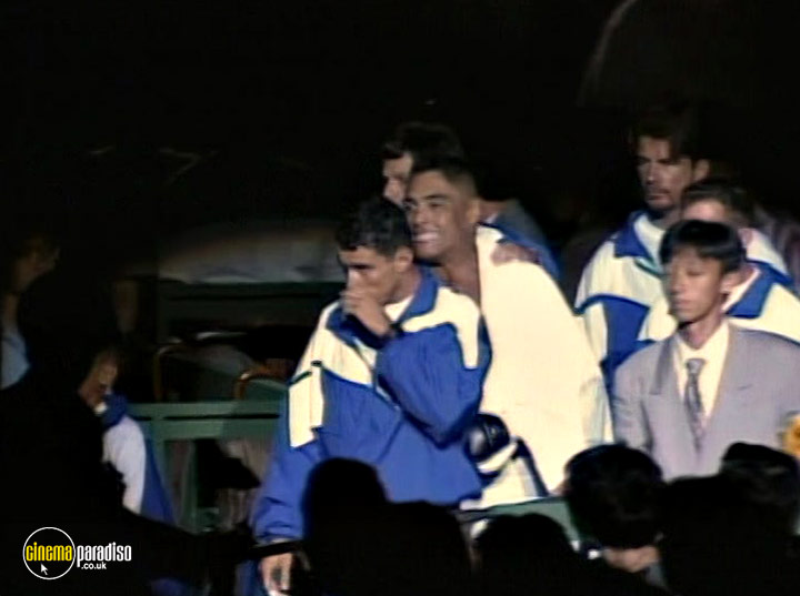 A still #17 from Choke (1999)