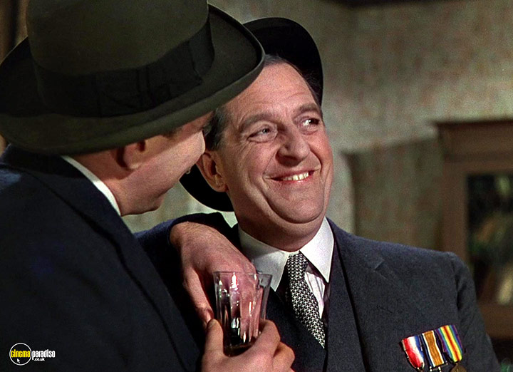 A still #117 from This Happy Breed (1944)