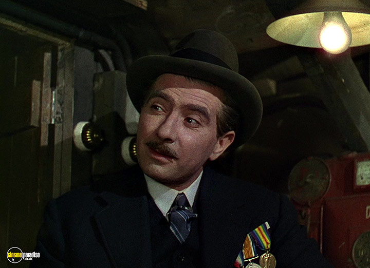 A still #118 from This Happy Breed (1944)