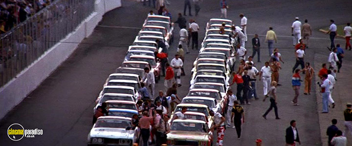 A still #6 from The Last American Hero (1973)