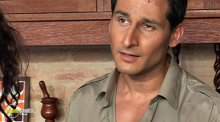 A still #22 from Saudade (2003)