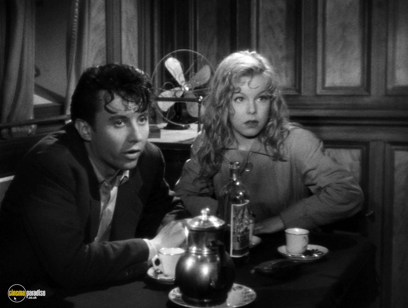 Image from Manon (1949)