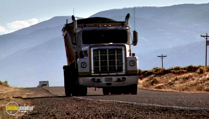 A still #20 from Garbage Warrior (2008)