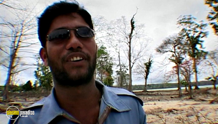 A still #4 from Garbage Warrior (2008)