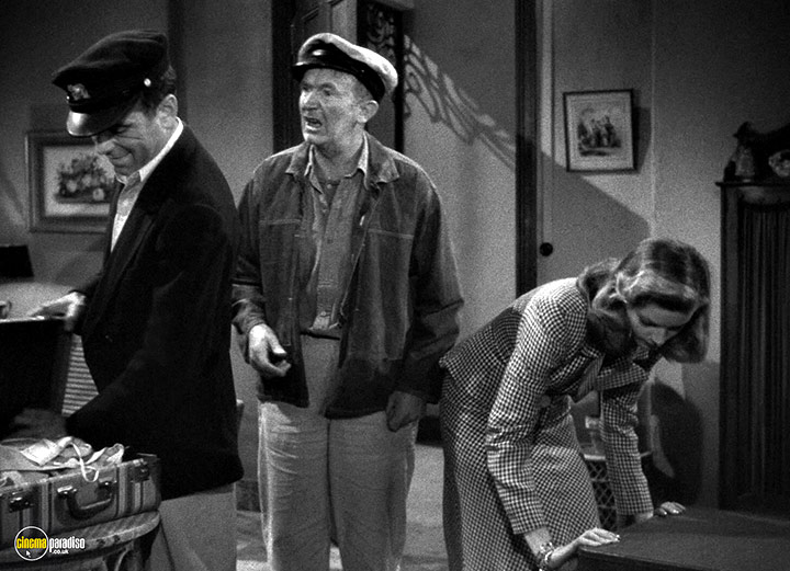 A still #23 from To Have and Have Not (1944)