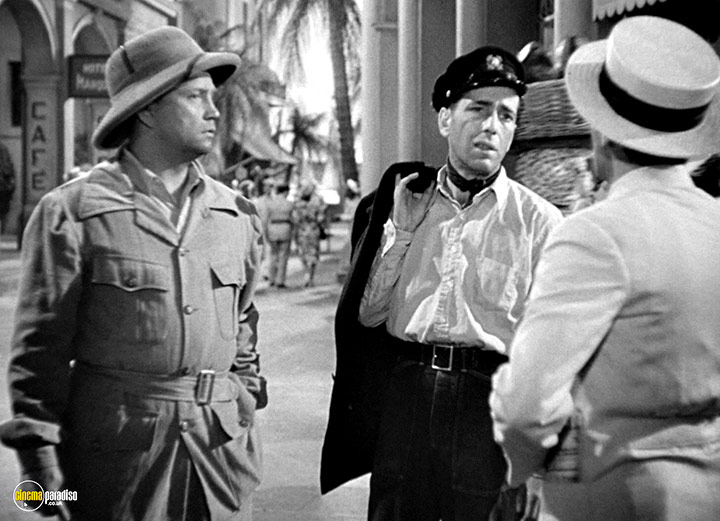A still #24 from To Have and Have Not (1944)