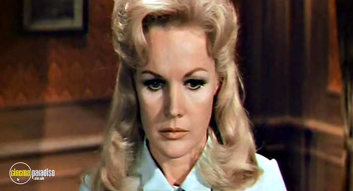 A still #16 from Captain Apache (1971)