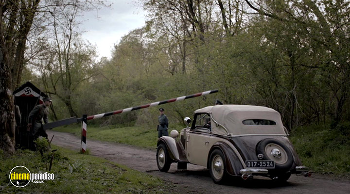 A still #35 from Spies of Warsaw (2013)