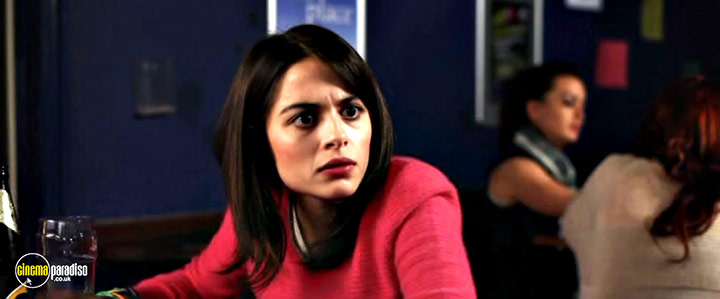 A still #27 from How to Stop Being a Loser (2011)