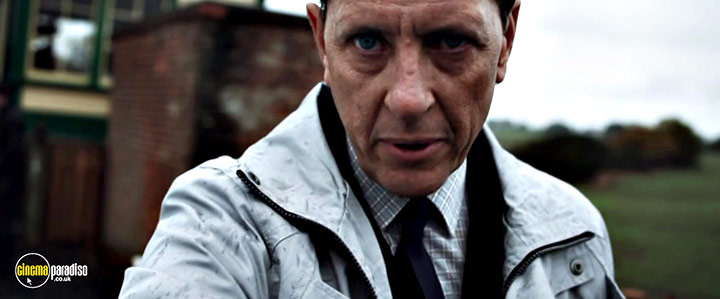 A still #26 from How to Stop Being a Loser (2011)
