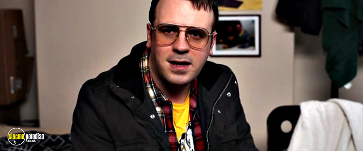 A still #16 from How to Stop Being a Loser (2011)