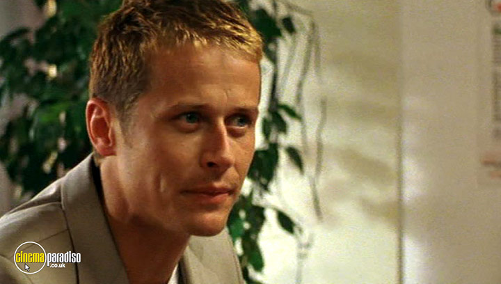 A still #16 from Fashion Victims (2007)